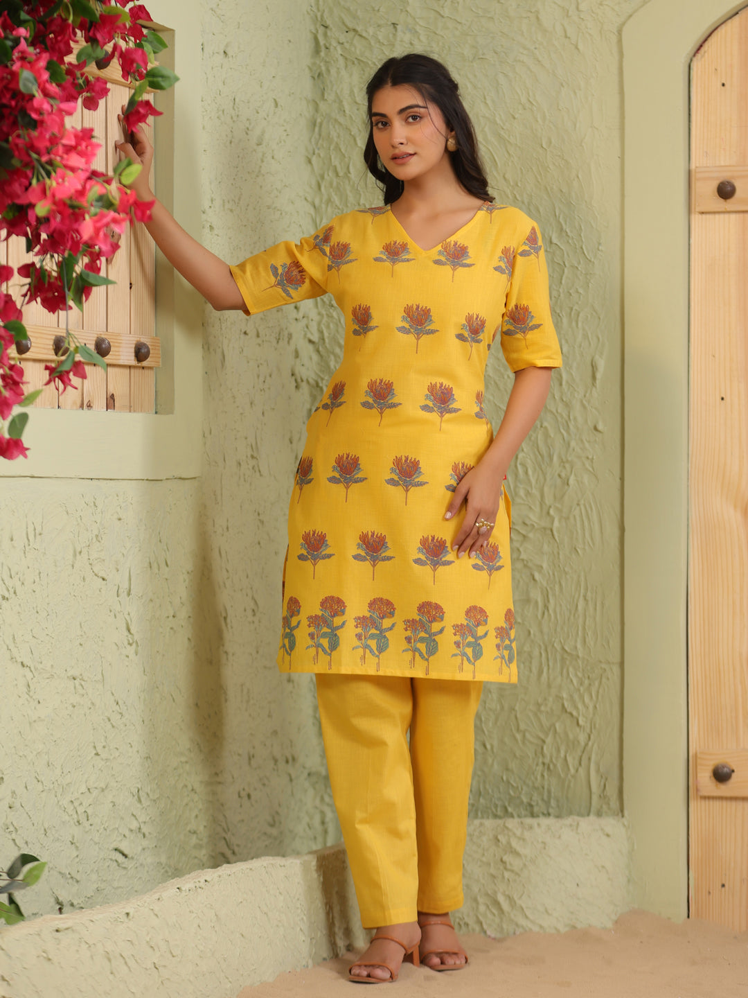 Span Yellow V-Neck Cotton Co-Ord Set(Set of 2)