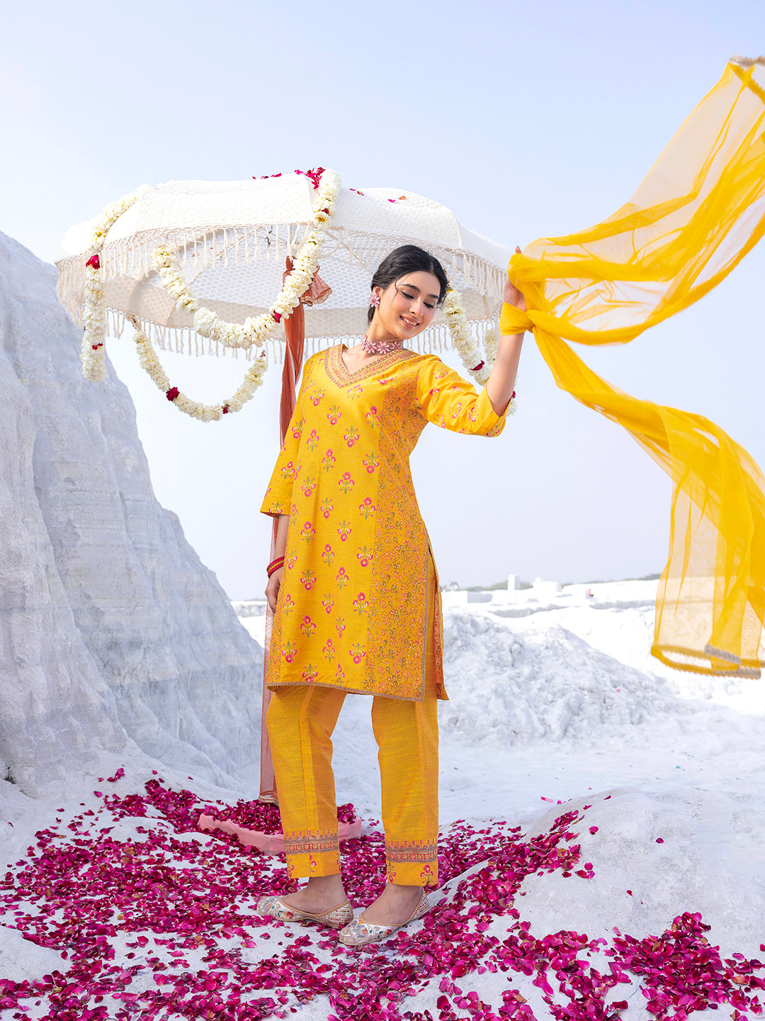 Span Yellow V-Neck Silk Kurta Set with Dupatta