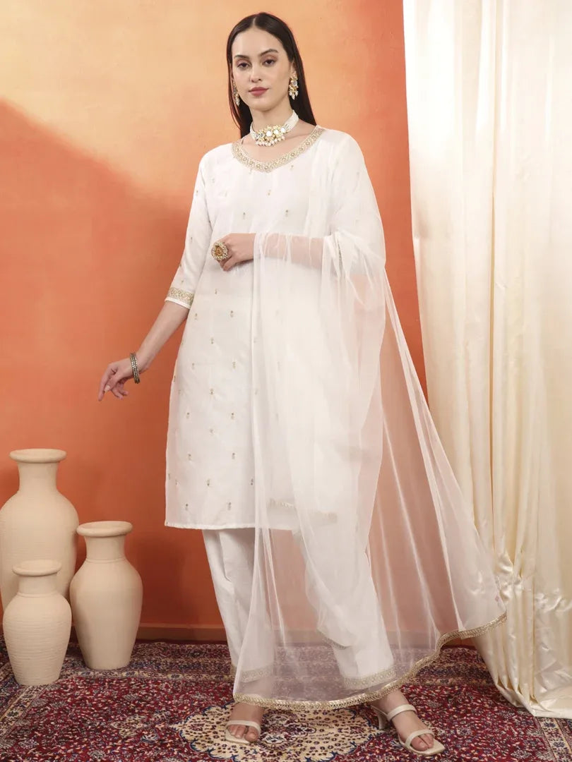Span White V-Neck Kurta Set with Dupatta