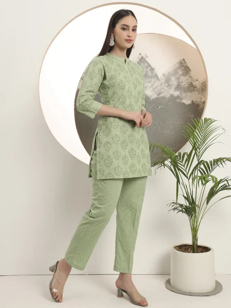 Span Green Mandarin Cotton Short Kurta