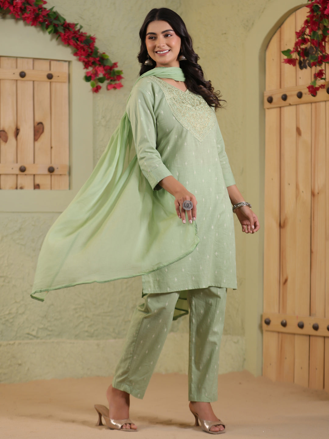 Span Green V-Neck Cotton Kurta Set with Dupatta