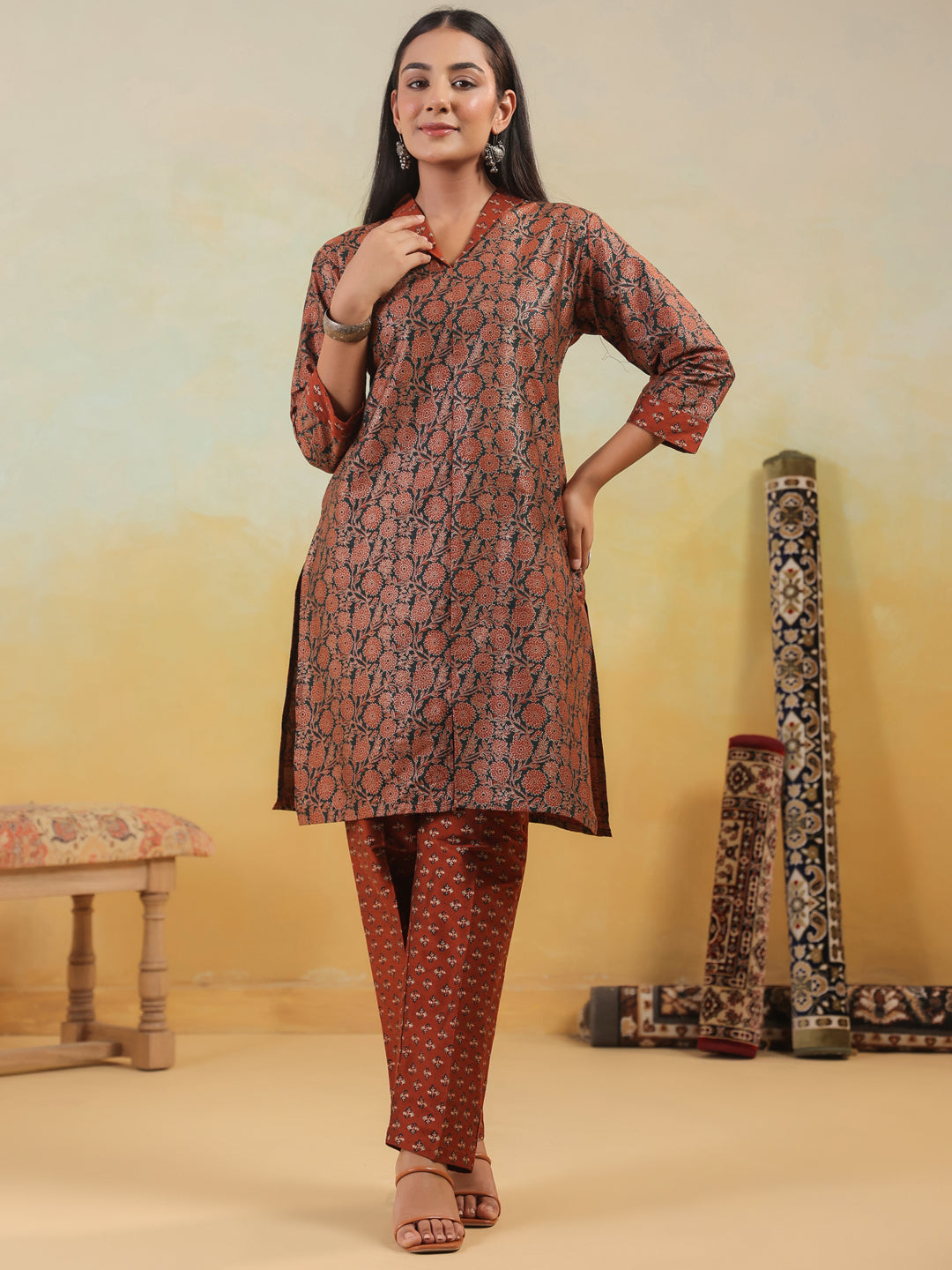 Span Maroon Collard Silk Co-Ord Set(Set of 2)