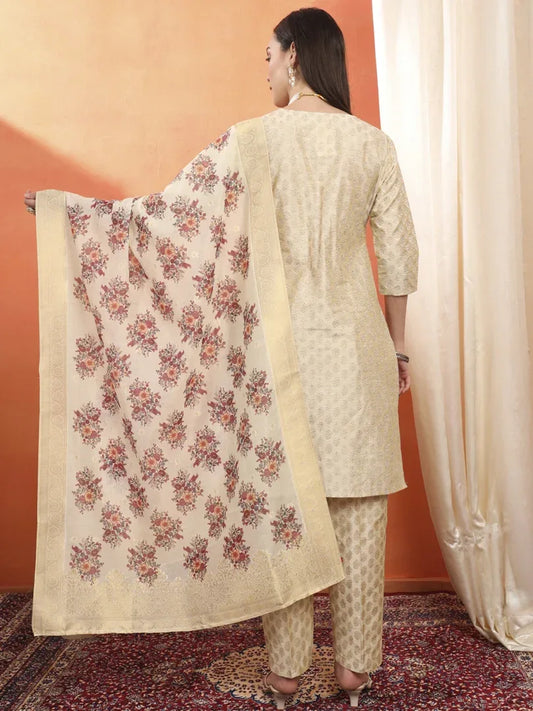 Span Ivory V-Neck Silk Kurta Set with Dupatta