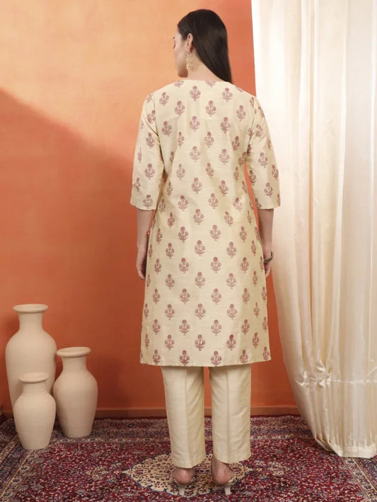 Span Ivory V-Neck Silk Kurta