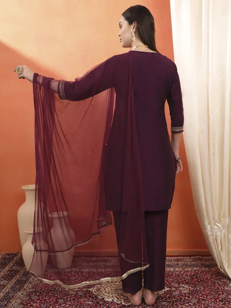 Span Purple Round Neck Silk Kurta Set with Dupatta