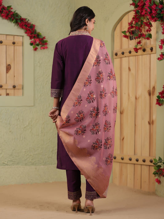 Span Purple Deep-V Silk Kurta et woth Dupatta