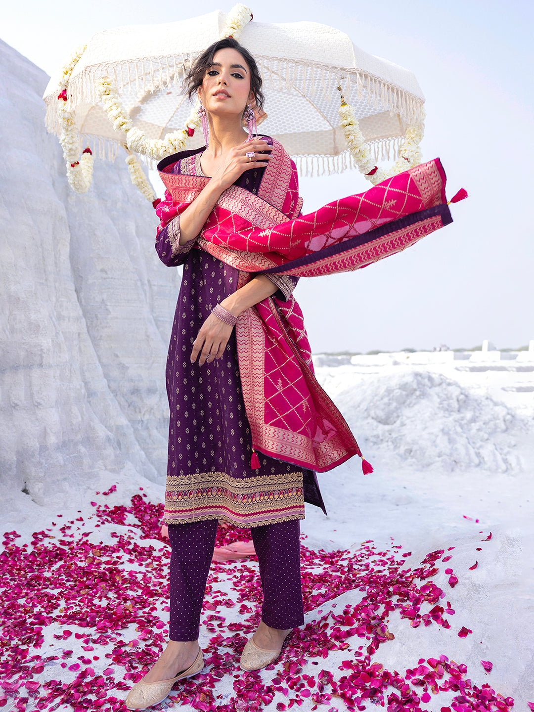 Span Purple V-Neck Silk Kurta Set with Dupatta