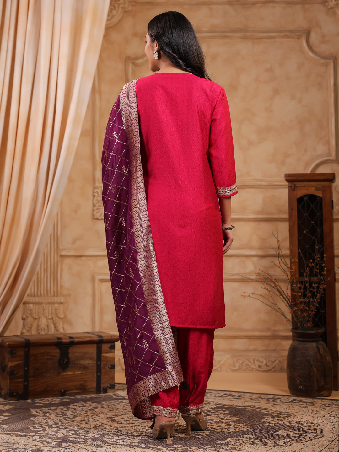 Span Pink Round Neck Viscose Kurta Set with Dupatta