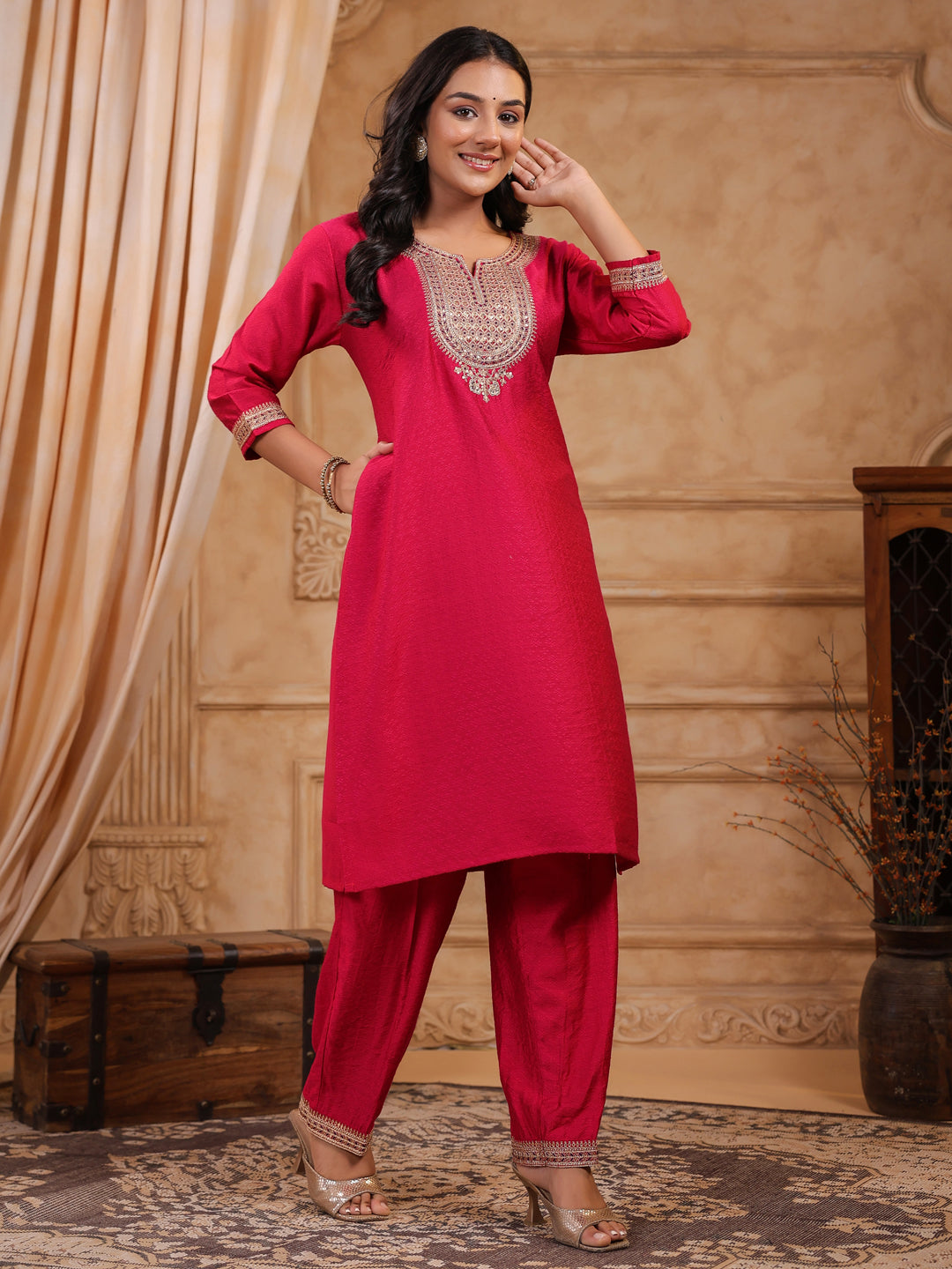 Span Pink Round Neck Viscose Kurta Set with Dupatta