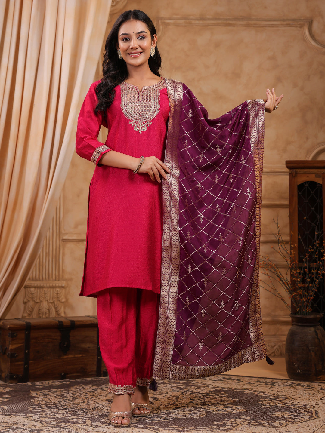 Span Pink Round Neck Viscose Kurta Set with Dupatta