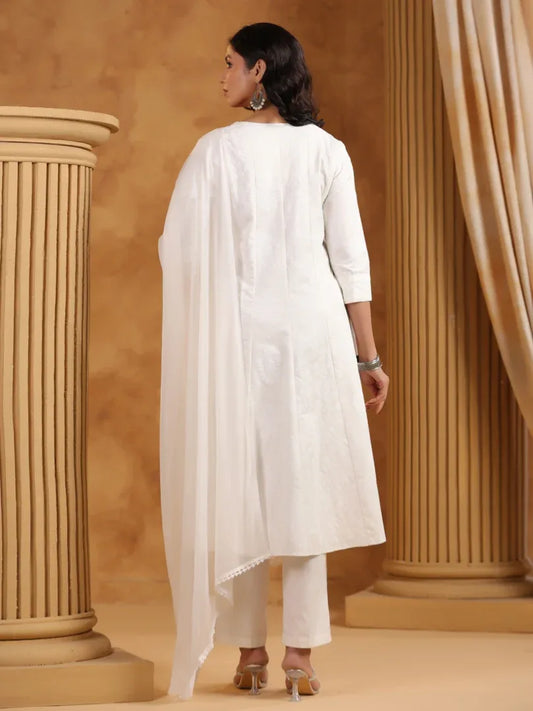 Span White Chiffon Kurta Set with Dupatta