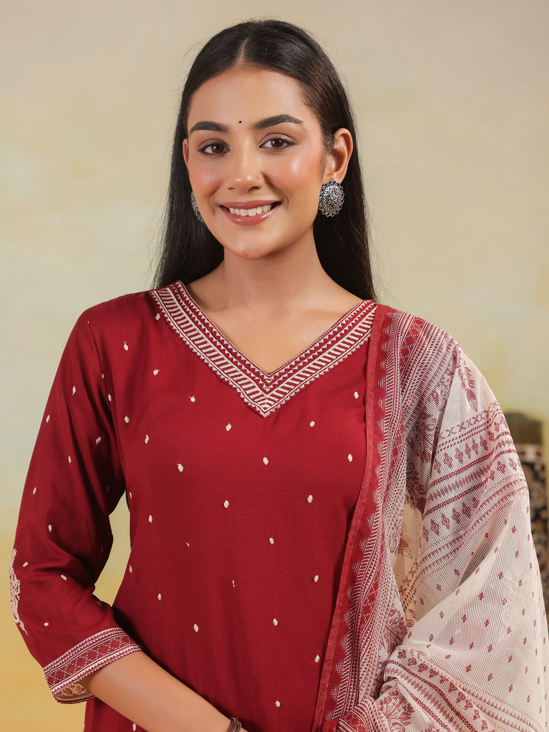 Span Burgundy V Neck Rayon Kurta Set with Dupatta