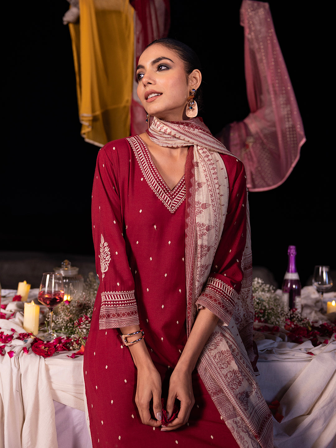 Span Burgundy V Neck Rayon Kurta Set with Dupatta