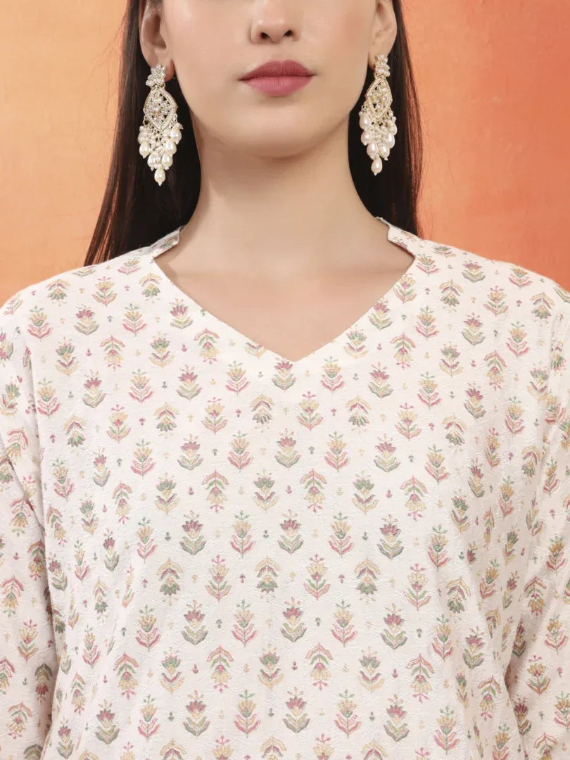 Span White V-Neck Viscose Kurta Set with Dupatta