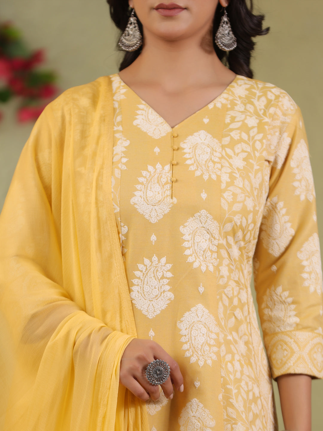 Span Yellow V-Neck Cotton Kurta Set with Dupatta