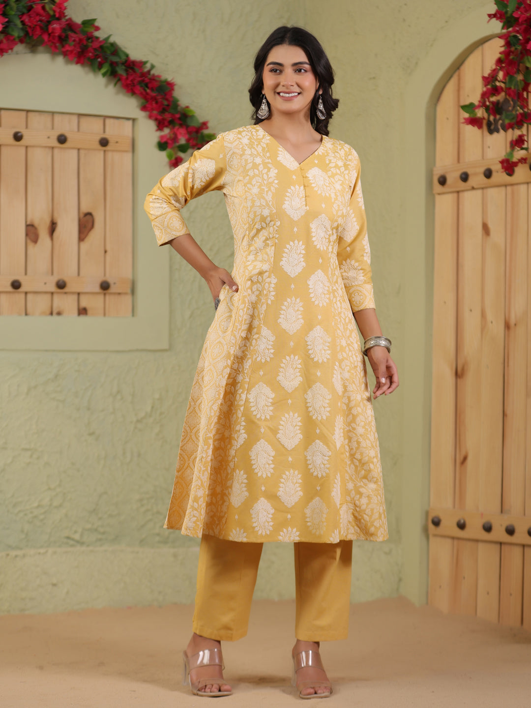 Span Yellow V-Neck Cotton Kurta Set with Dupatta