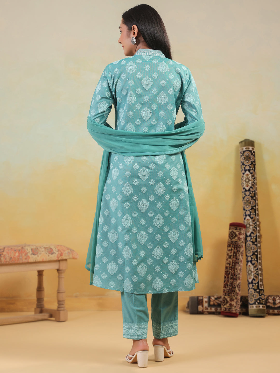 Span Green Deep V Cotton Kurta Set with Dupatta