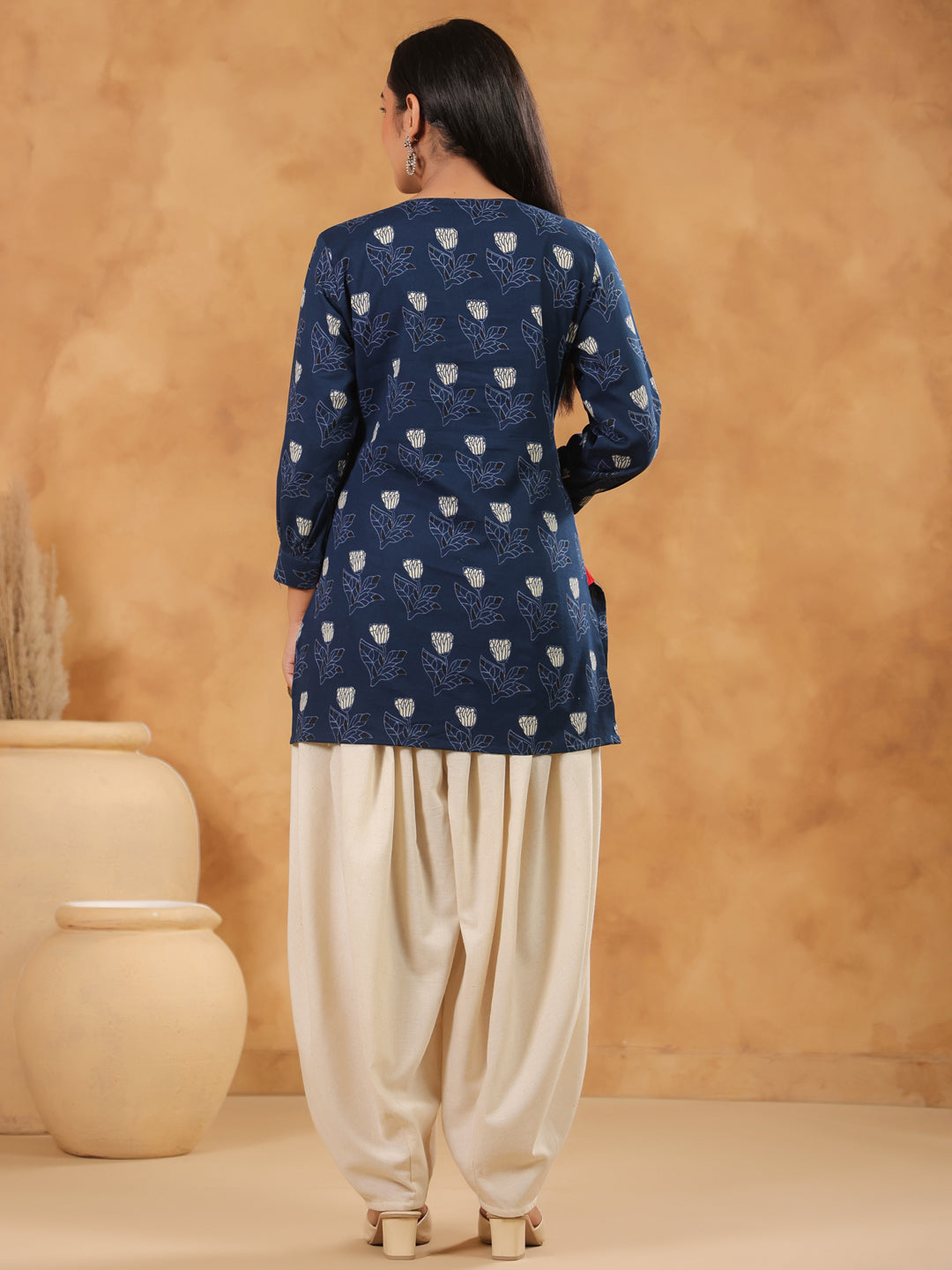 Span Blue V Neck Cotton Short Kurta