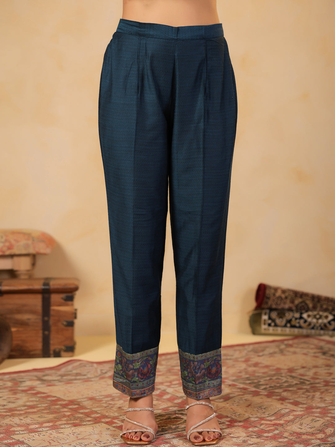 Span Blue Round Neck Silk Kurta Set with Dupatta