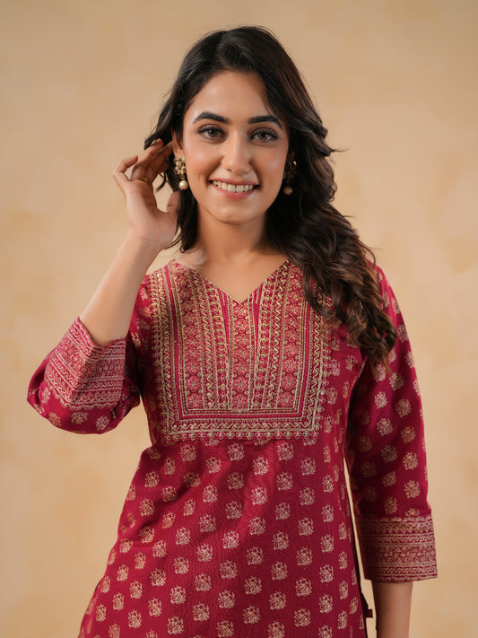 Span Red V Neck Silk Kurta