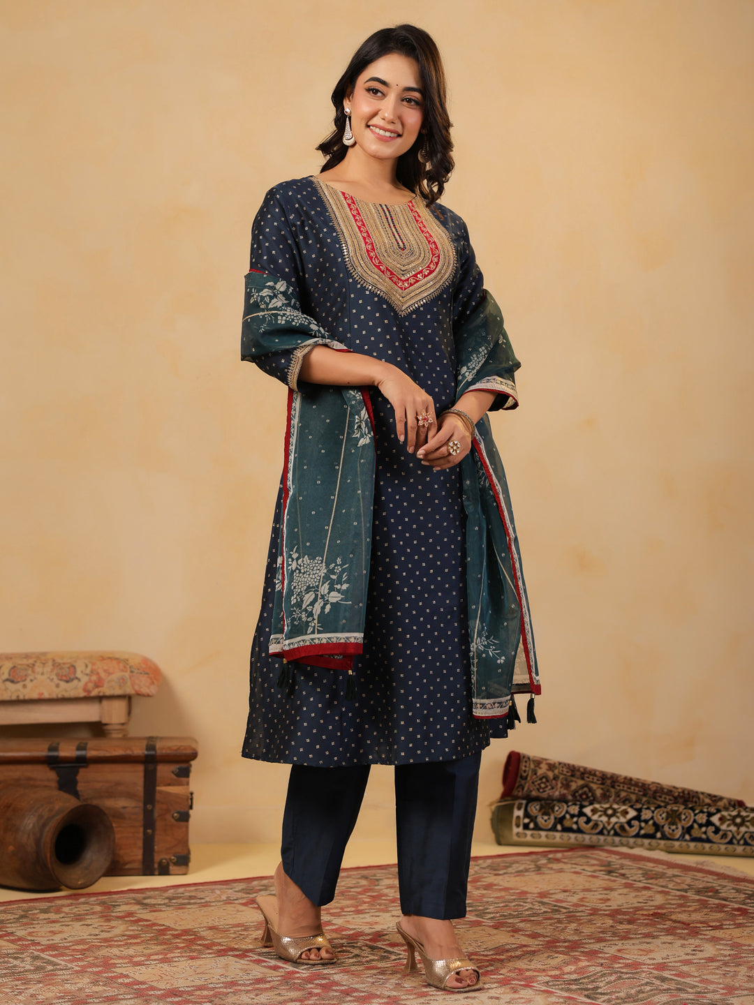 Span Blue Round V Neck Silk Kurta