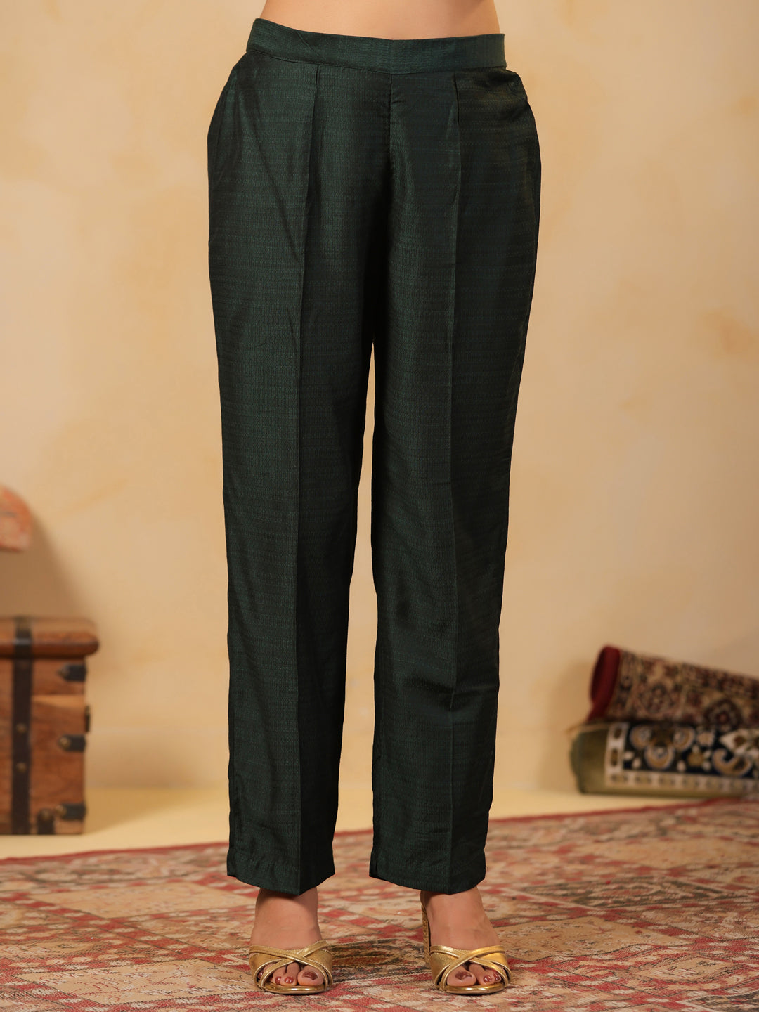 Span Green V Neck Viscose Kurta Set with Dupatta