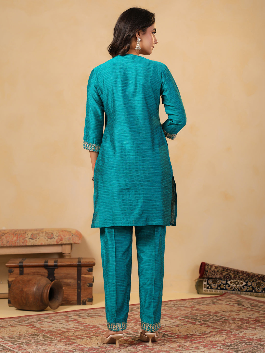 Span Blue Round V Neck Viscose Cord Set