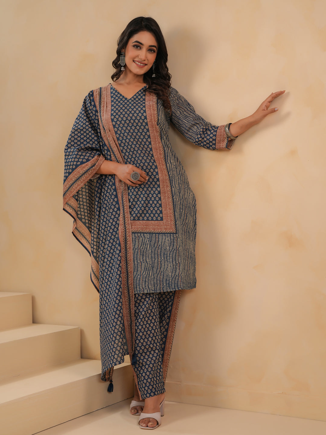 Span Blue V Neck Cotton Kurta Set with Dupatta