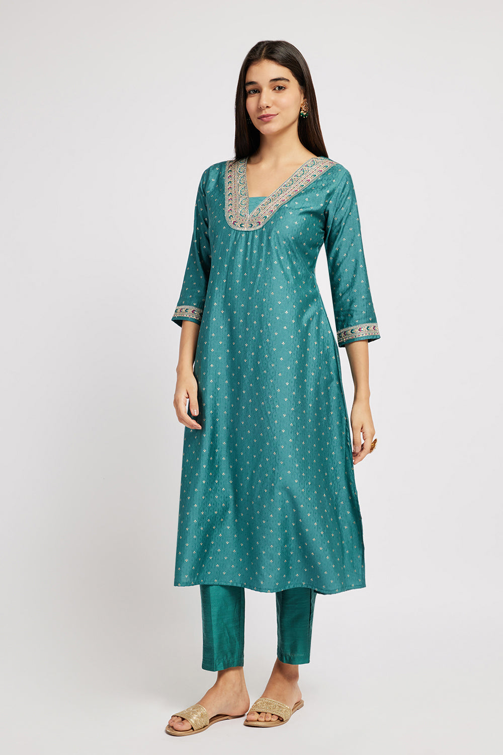 Span Green Deep V Viscose Kurta