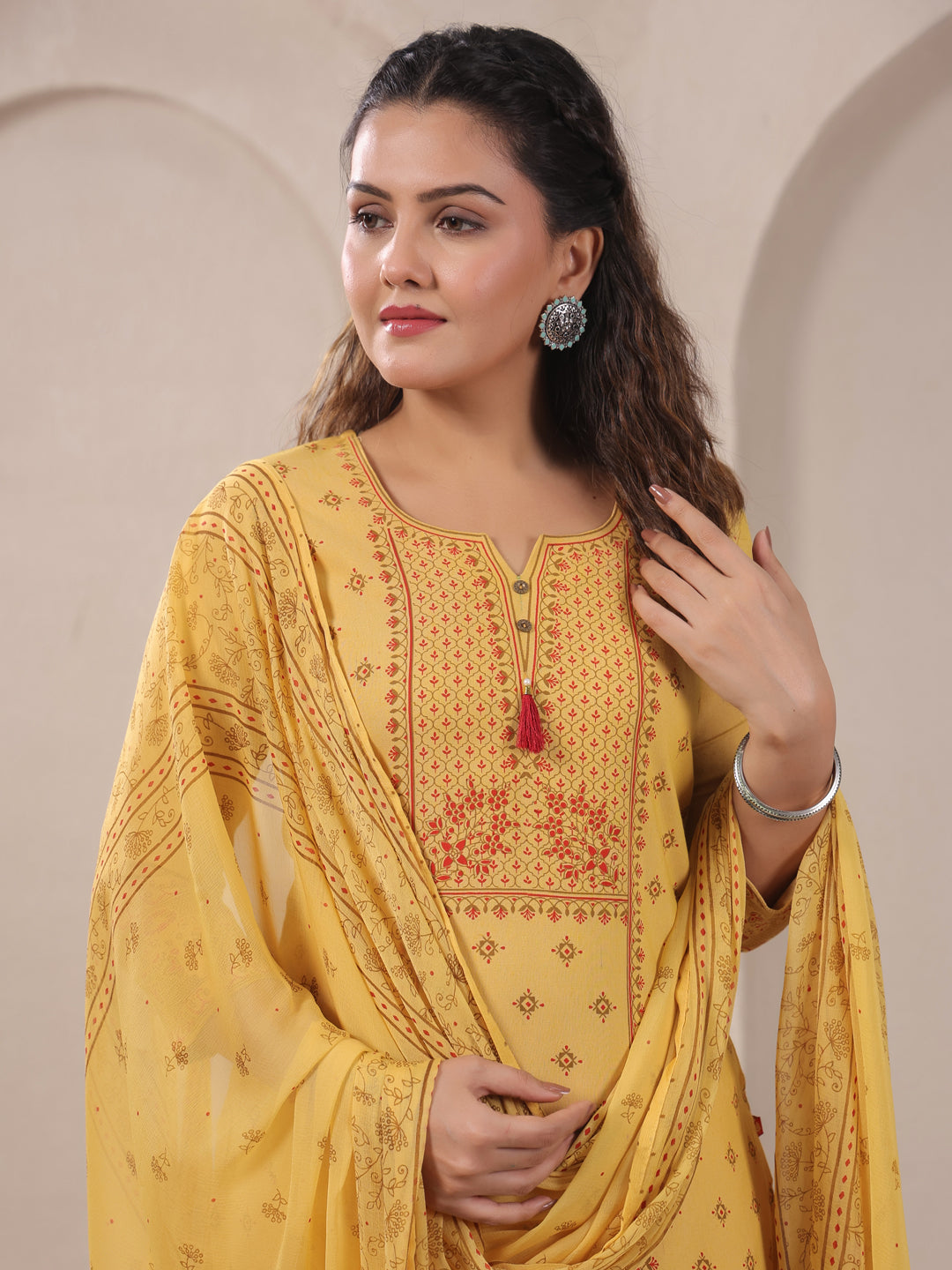Span Yellow Key Hole Neck Kurta Set with Dupatta