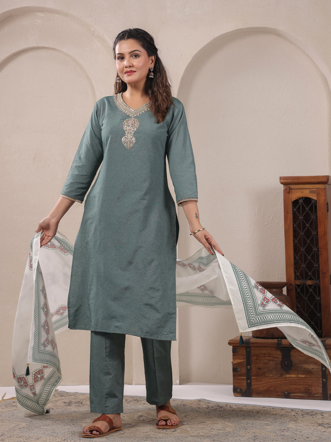 Span Green Round V Neck Cotton Kurta Set with Dupatta