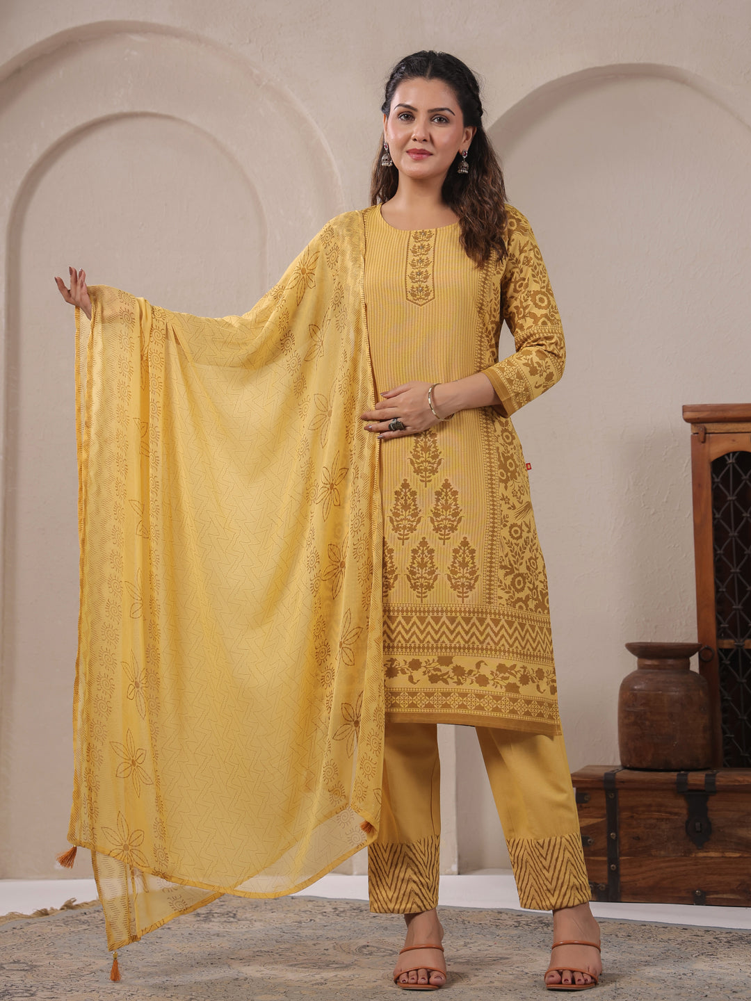 Span Yellow Round Neck Cotton Kurta Set with Dupatta