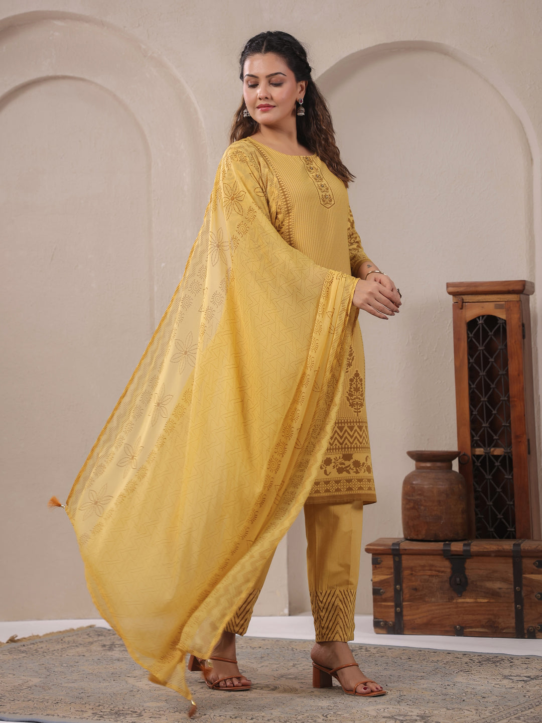 Span Yellow Round Neck Cotton Kurta Set with Dupatta