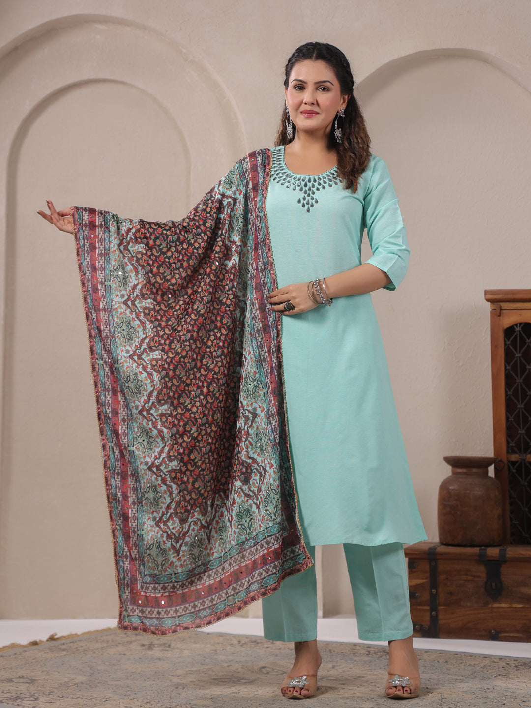 Span Green Round Neck Cotton Kurta Set with Dupatta