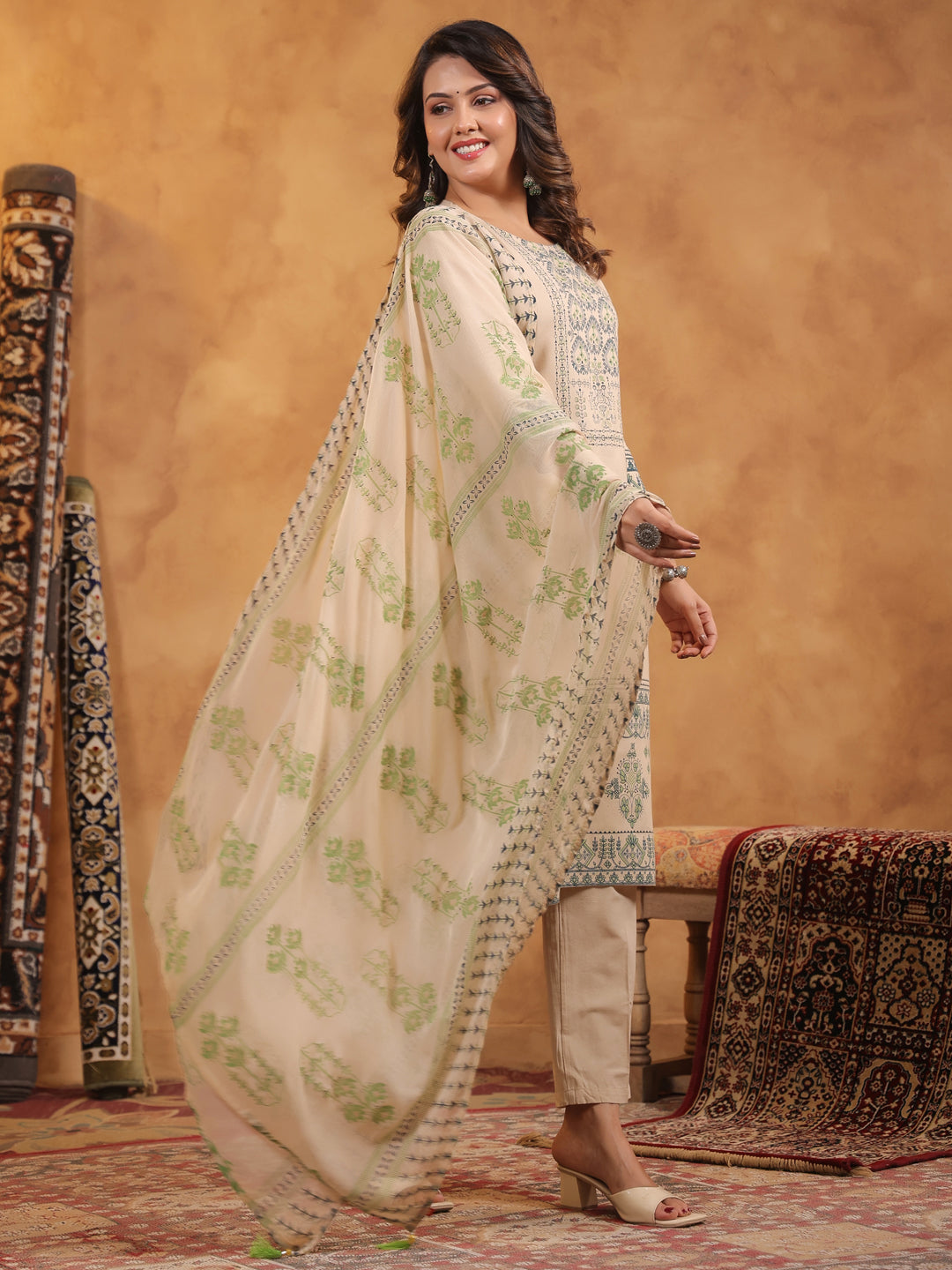 Span Beige Round Neck Kurta Set with Dupatta