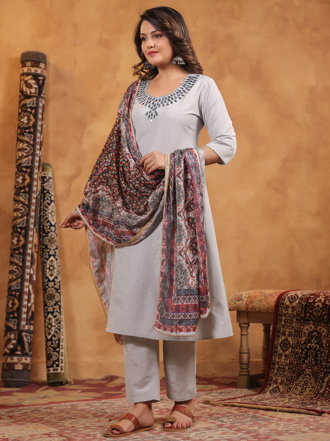 Span Grey Round Neck Cotton Kurta Set with Dupatta