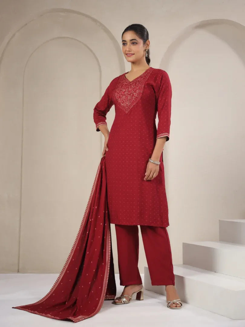 Span Burgundy V-Neck Rayon Kurta
