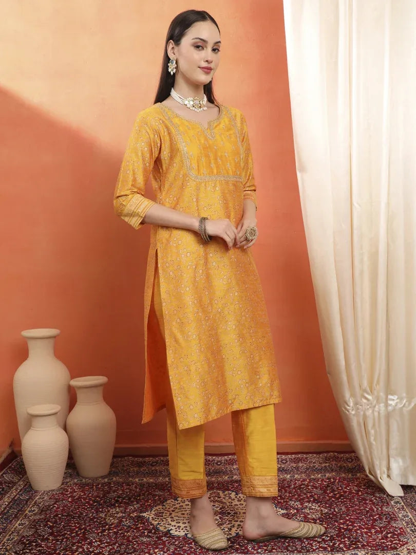 Span Yellow Round Neck Silk Kurta Set with Dupatta