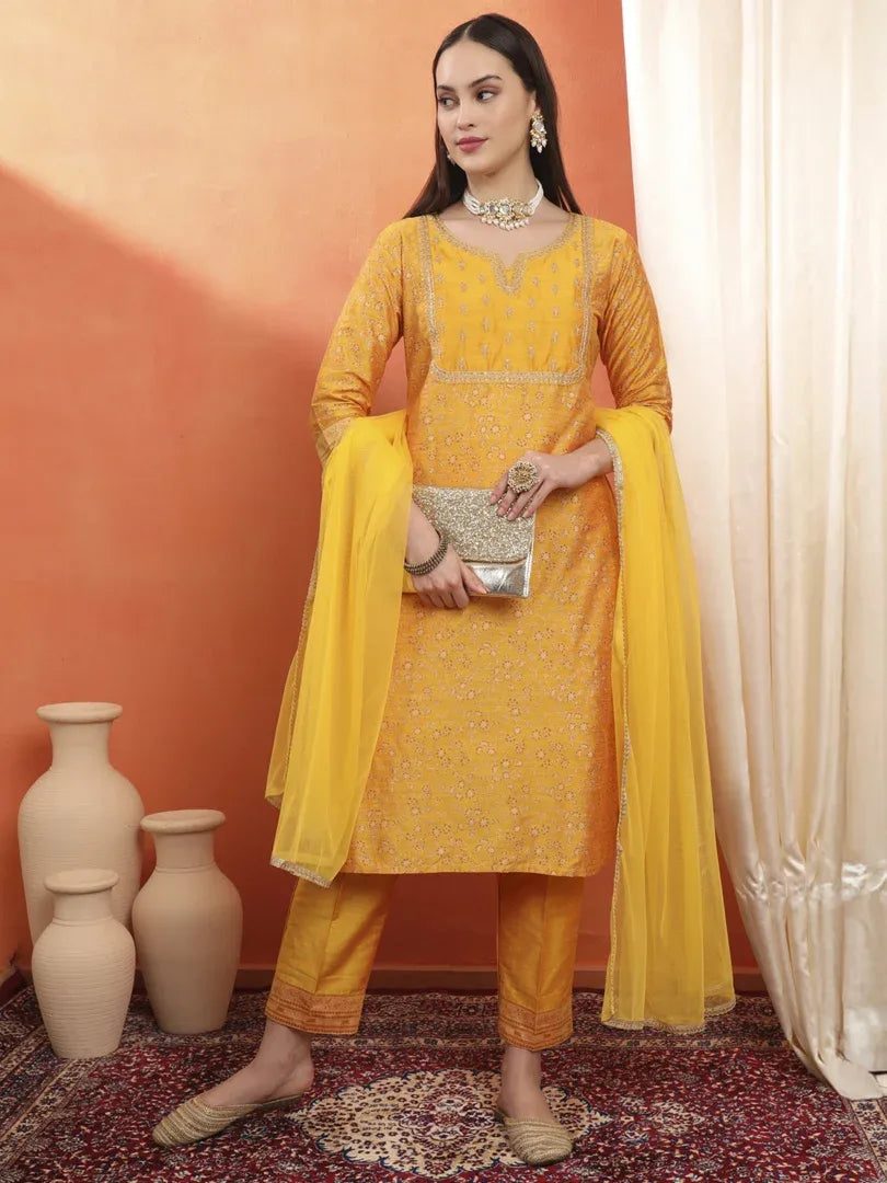 Span Yellow Round Neck Silk Kurta Set with Dupatta