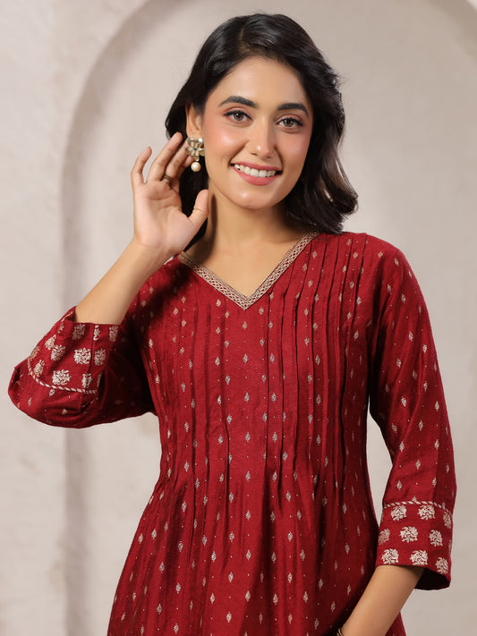 Span Burgundy V Neck Viscose Short Kurta
