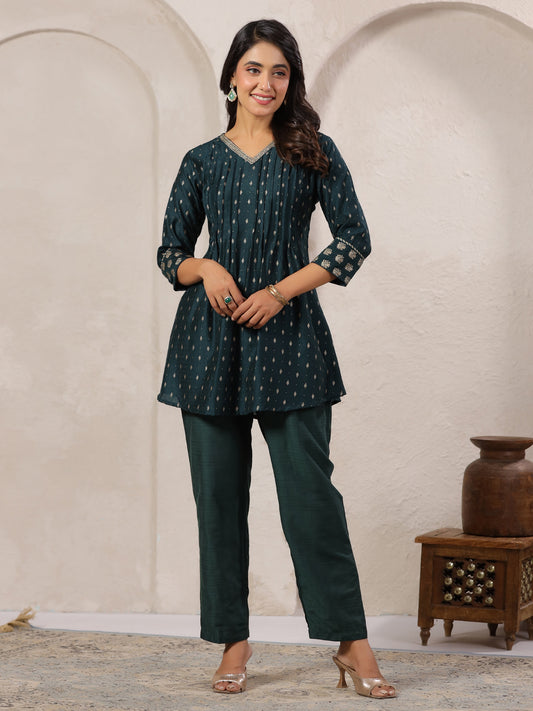Span Green V Neck Viscose Short Kurta