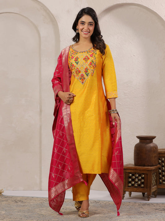 Span Yellow Round Neck Silk Kurta Set with Duptta