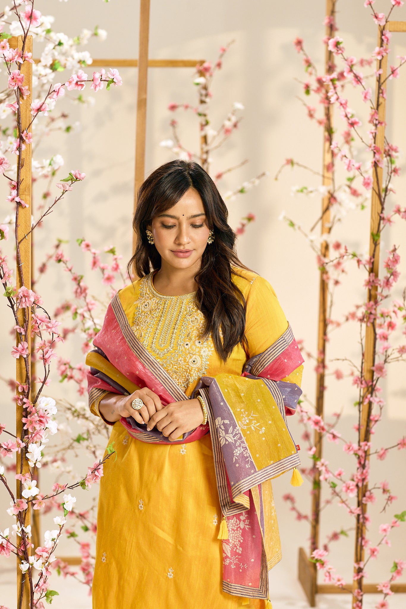 Span Yellow Round Neck Silk Kurta