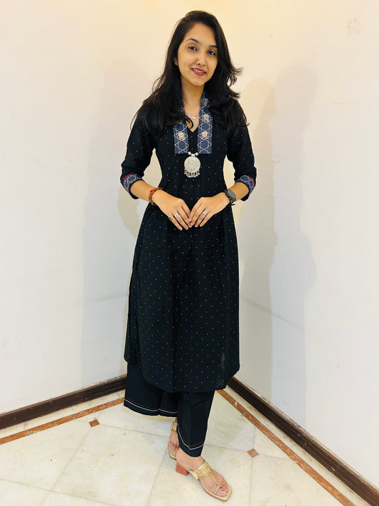 Span Black V Neck Cotton Co-Ord Set(Set of 2)