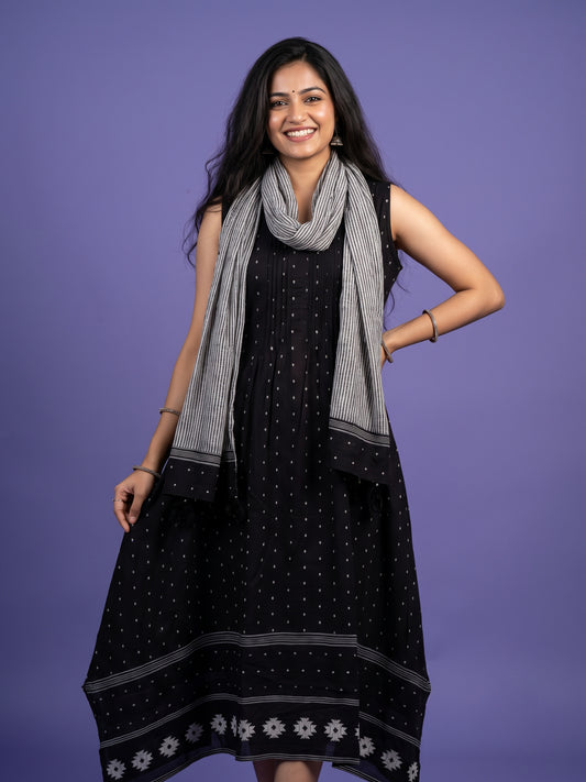 Sleeveless Dress with Striped Dupatta