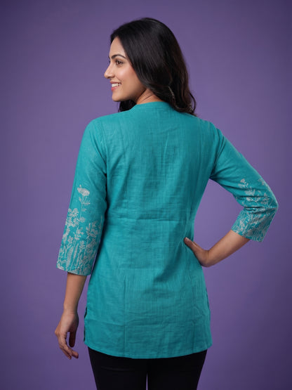 Green Mandarin Neck Cotton Short Kurta