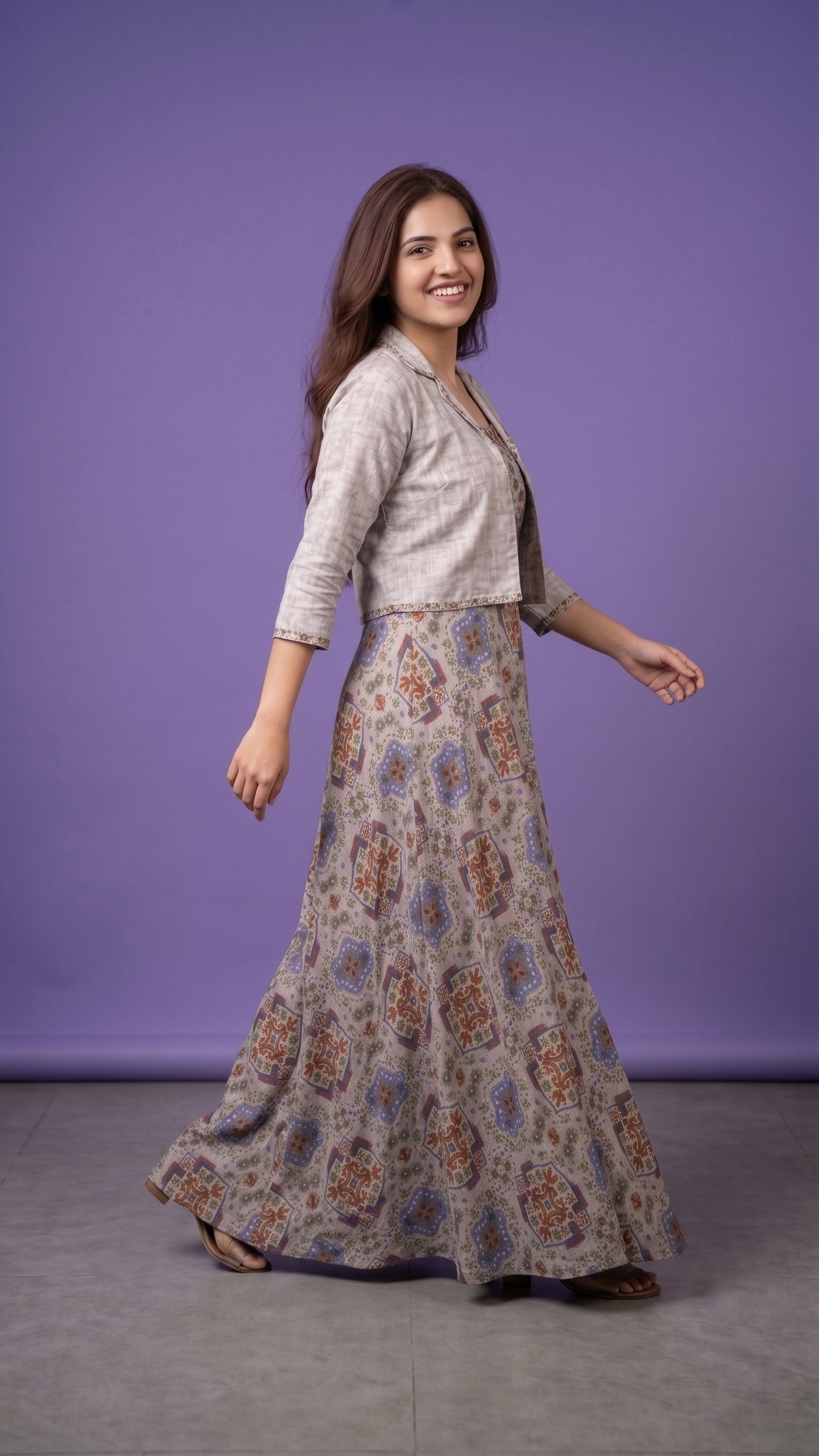 G Pruple Notched Collar Cotton Mulmul Gown With Crop Jacket