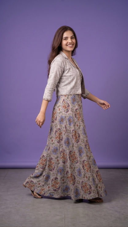 G Pruple Notched Collar Cotton Mulmul Gown With Crop Jacket