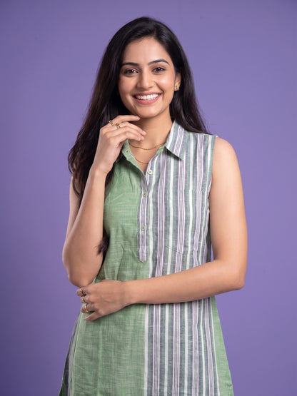 Green Collared Neck Cotton Striped Sleeveless Kurta