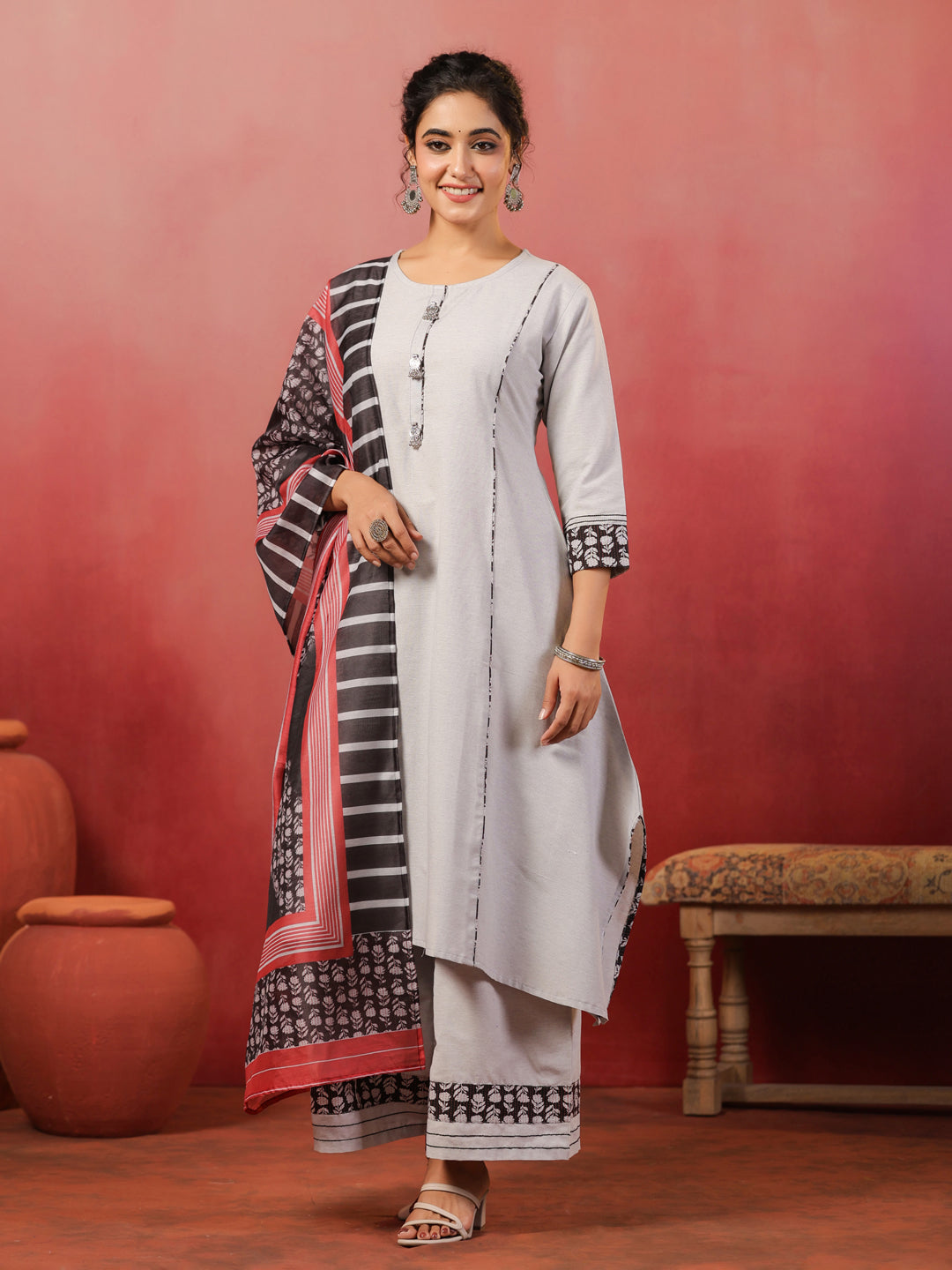 Span Grey Round Neck Cotton Kurta Set with Dupatta